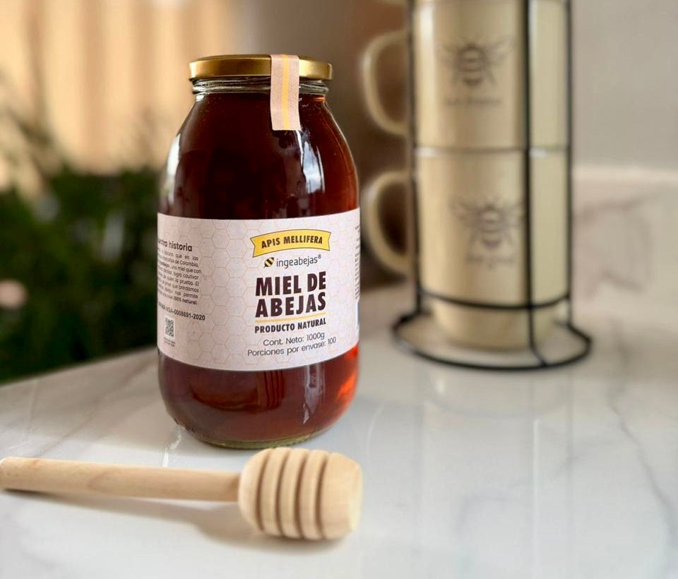 Miel de abejas producto natural